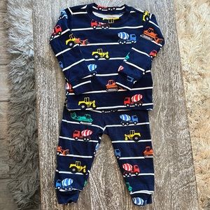 4/$16 Boys 3 to 6 month two piece cotton truck outfit
